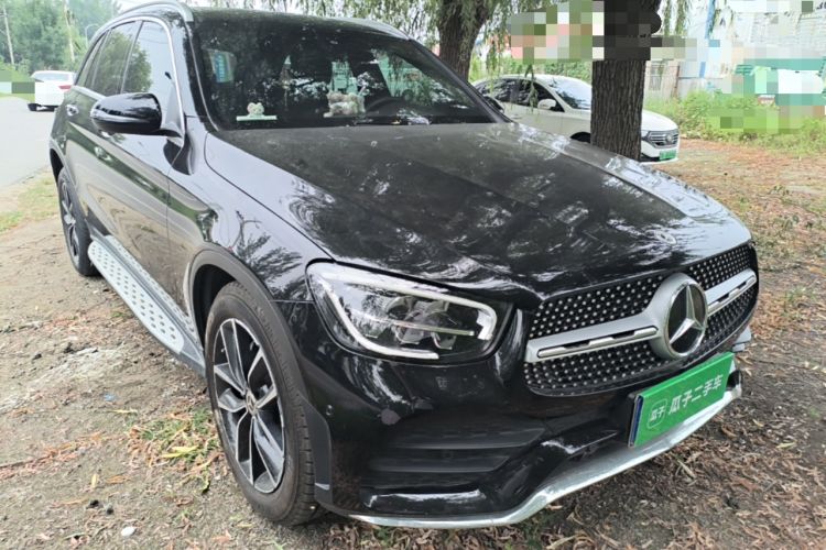 Used Mercedes-Benz GLC 2022 Second Facelift GLC 260 L 4MATIC Luxury Edition Front Right 45 Deg
