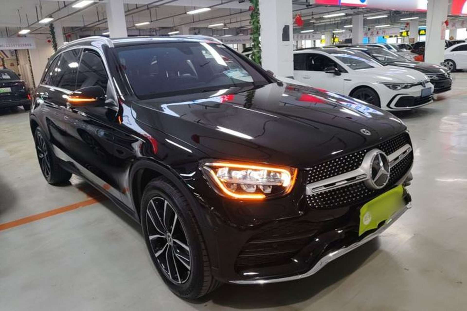 Used Mercedes-Benz GLC 2022 Second Facelift GLC 260 L 4MATIC Luxury Edition Front Right 45 Deg
