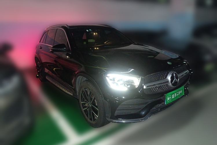 Used Mercedes-Benz GLC 2022 GLC 300 L 4MATIC Dynamic Model Front Right 45 Deg