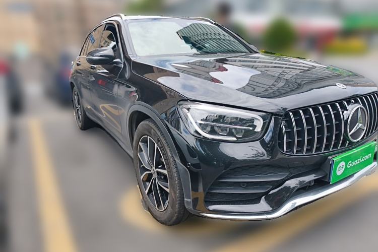 Used Mercedes-Benz GLC 2022 Second Facelift GLC 260 L 4MATIC Luxury Edition Front Right 45 Deg