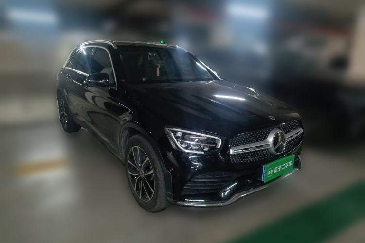 Used Mercedes-Benz GLC 2022 Second Facelift GLC 260 L 4MATIC Luxury Edition Front Right 45 Deg