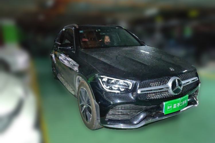 Used Mercedes-Benz GLC 2022 Refreshed GLC 300 L 4MATIC Dynamic Edition Front Right 45 Deg