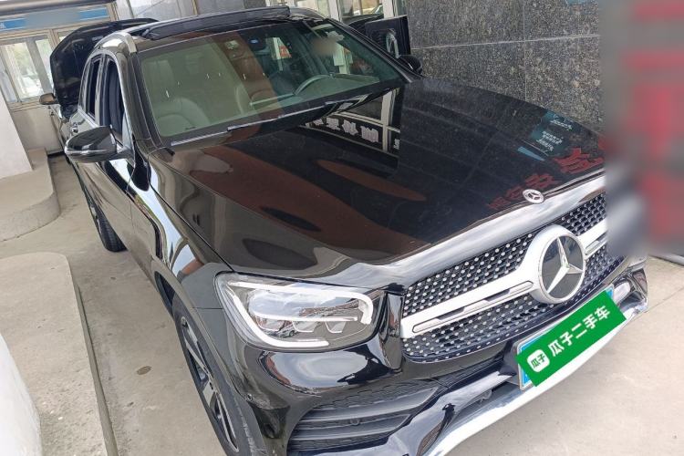 Used Mercedes-Benz GLC 2022 Facelifted GLC 260 L 4MATIC Dynamic Edition Front Right 45 Deg