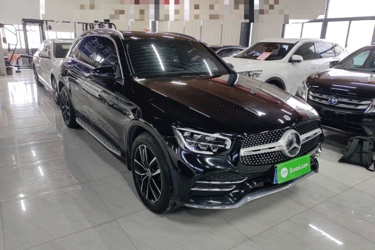 Used Mercedes-Benz GLC 2022 Second Facelift GLC 260 L 4MATIC Luxury Edition Front Right 45 Deg