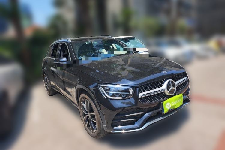 Used Mercedes-Benz GLC 2022 Second Facelift GLC 260 L 4MATIC Luxury Edition Front Right 45 Deg