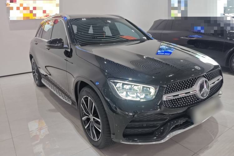 Used Mercedes-Benz GLC 2022 Second Facelift GLC 260 L 4MATIC Luxury Edition Front Right 45 Deg