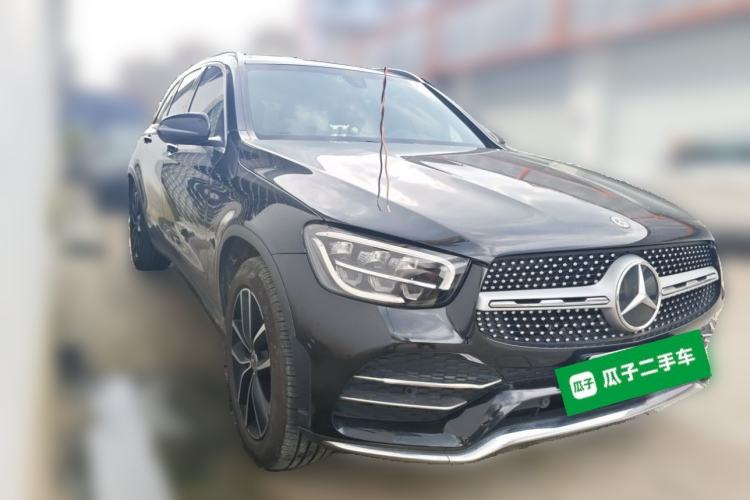 Used Mercedes-Benz GLC 2022 Second Facelift GLC 260 L 4MATIC Luxury Edition Front Right 45 Deg