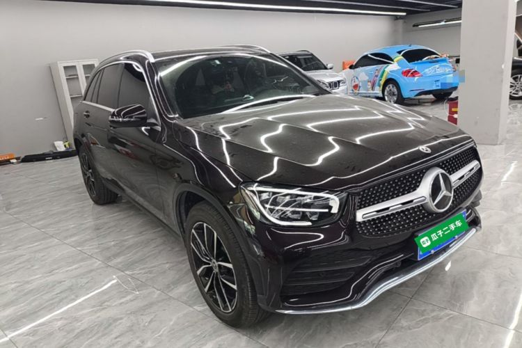 Used Mercedes-Benz GLC 2022 Facelift GLC 260 L 4MATIC Luxury Edition Front Right 45 Deg