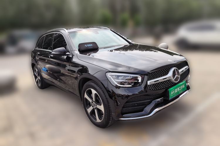 Used Mercedes-Benz GLC 2022 Refreshed GLC 260 L 4MATIC Dynamic Edition Front Right 45 Deg