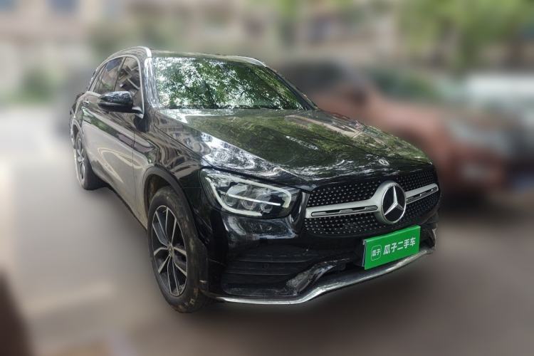 Used Mercedes-Benz GLC 2022 GLC 260 L 4MATIC Luxury Model Front Right 45 Deg
