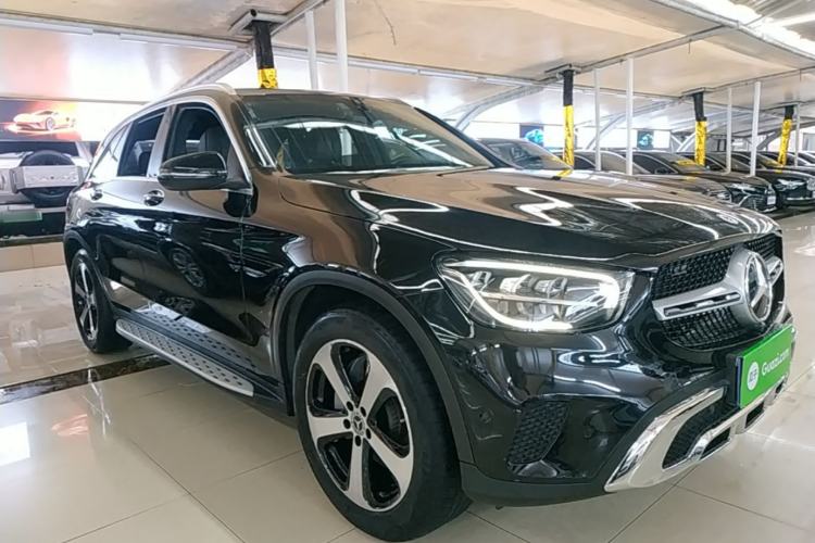 Used Mercedes-Benz GLC 2022 Second Facelift GLC 260 L 4MATIC Dynamic Edition Front Right 45 Deg