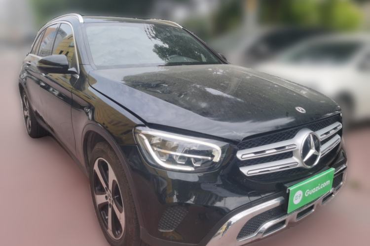 Used Mercedes-Benz GLC 2022 Refreshed GLC 260 L 4MATIC Dynamic Edition Front Right 45 Deg