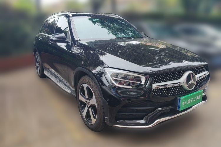 Used Mercedes-Benz GLC 2022 Facelifted GLC 260 L 4MATIC Dynamic Edition Front Right 45 Deg