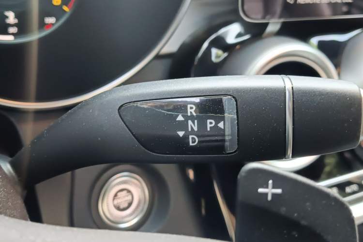 Used Mercedes-Benz GLC 2022 Facelifted GLC 260 L 4MATIC Dynamic Edition Gear Lever