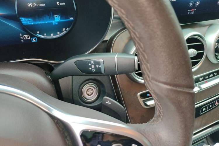 Used Mercedes-Benz GLC 2022 GLC 300 L 4MATIC Dynamic Model Gear Lever