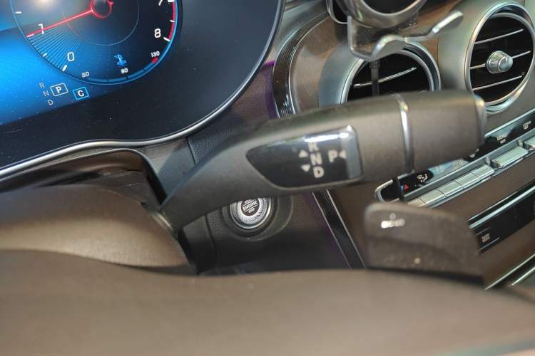 Used Mercedes-Benz GLC 2022 Refreshed GLC 300 L 4MATIC Dynamic Edition Prestige Version Gear Lever