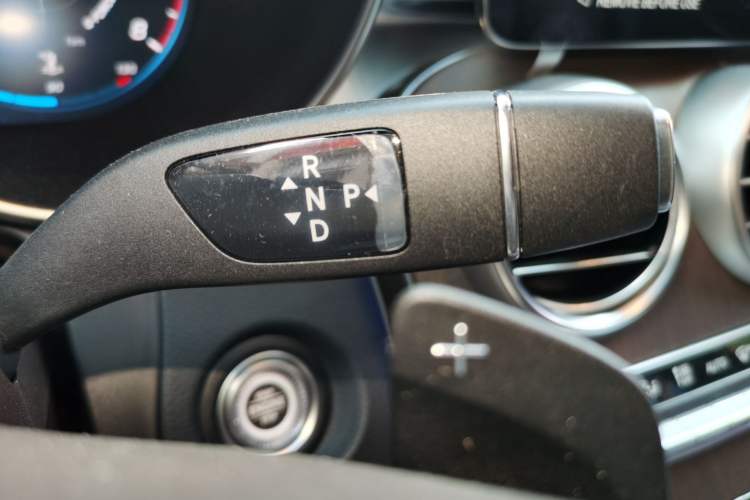 Used Mercedes-Benz GLC 2022 Refreshed GLC 300 L 4MATIC Dynamic Edition Prestige Version Gear Lever