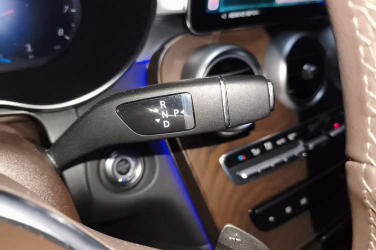 Used Mercedes-Benz GLC 2022 Refreshed GLC 300 L 4MATIC Dynamic Edition Prestige Version Gear Lever