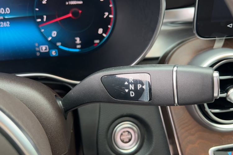 Used Mercedes-Benz GLC 2022 Refreshed GLC 300 L 4MATIC Dynamic Edition Prestige Version Gear Lever