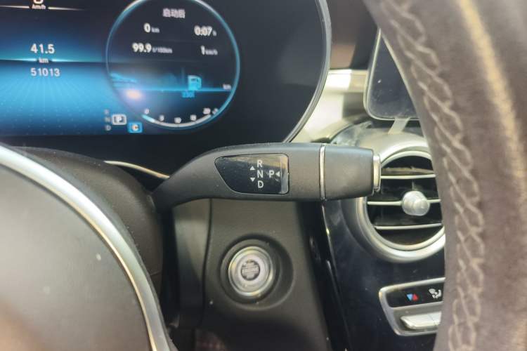 Used Mercedes-Benz GLC 2022 Facelifted GLC 260 L 4MATIC Dynamic Edition Gear Lever