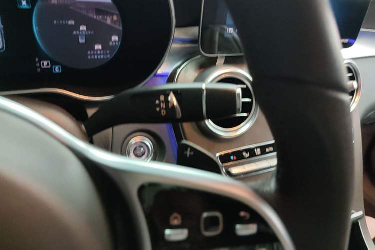 Used Mercedes-Benz GLC 2022 GLC 300 L 4MATIC Dynamic Model Gear Lever