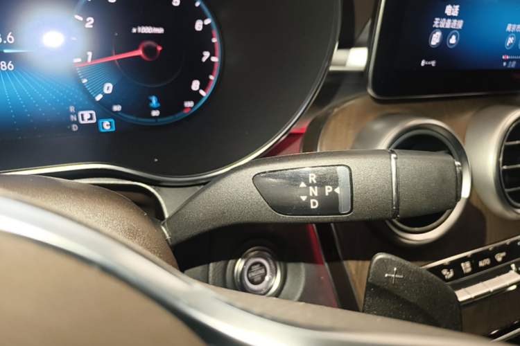 Used Mercedes-Benz GLC 2022 Refreshed GLC 300 L 4MATIC Dynamic Edition Prestige Version Gear Lever