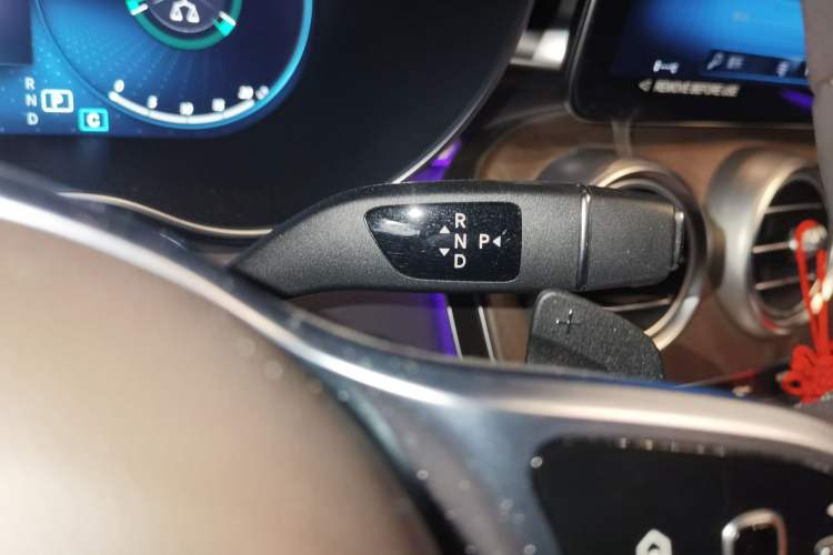 Used Mercedes-Benz GLC 2022 GLC 300 L 4MATIC Dynamic Edition Prestige Model Gear Lever