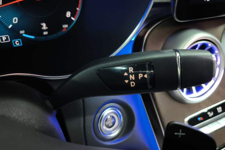 Used Mercedes-Benz GLC 2022 Refreshed GLC 300 L 4MATIC Dynamic Edition Prestige Version Gear Lever