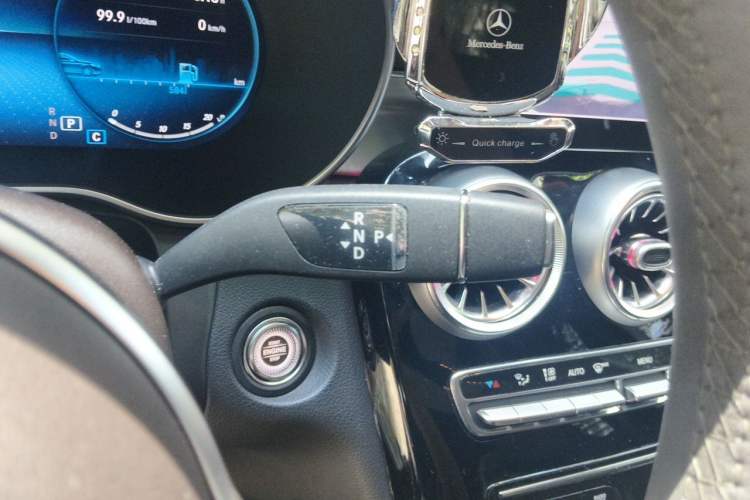 Used Mercedes-Benz GLC 2022 Refreshed GLC 260 L 4MATIC Dynamic Edition Gear Lever