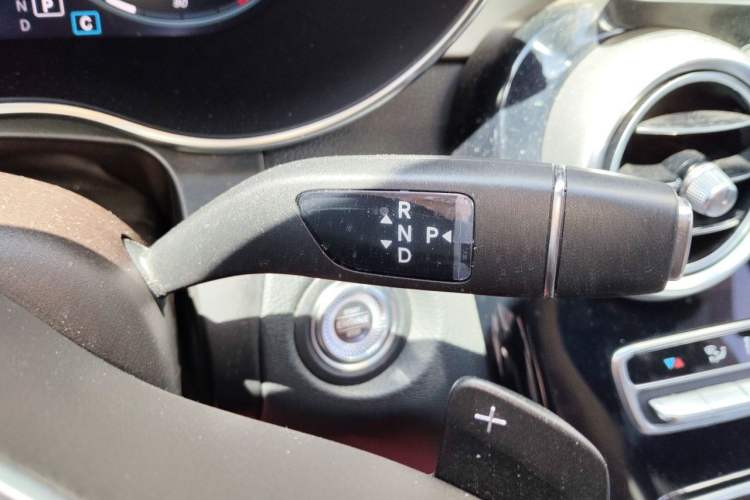 Used Mercedes-Benz GLC 2022 Facelifted GLC 260 L 4MATIC Dynamic Edition Gear Lever