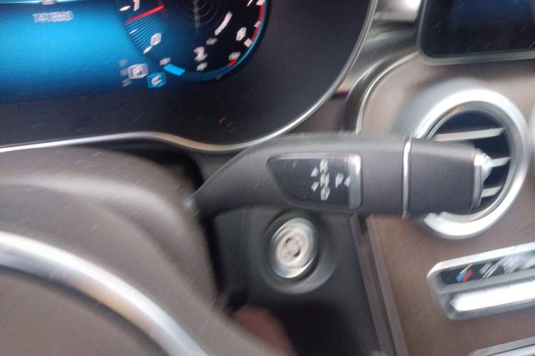 Used Mercedes-Benz GLC 2022 Refreshed GLC 300 L 4MATIC Dynamic Edition Prestige Version Gear Lever