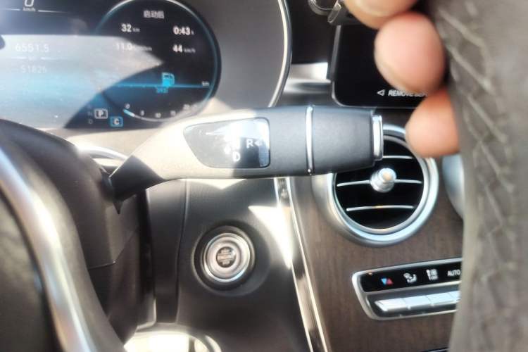 Used Mercedes-Benz GLC 2022 Refreshed GLC 300 L 4MATIC Dynamic Edition Prestige Version Gear Lever