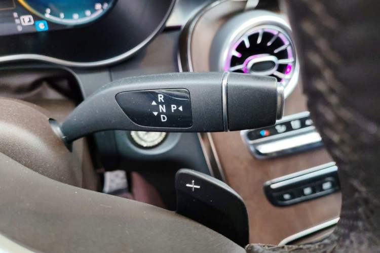 Used Mercedes-Benz GLC 2022 Refreshed GLC 300 L 4MATIC Dynamic Edition Prestige Version Gear Lever