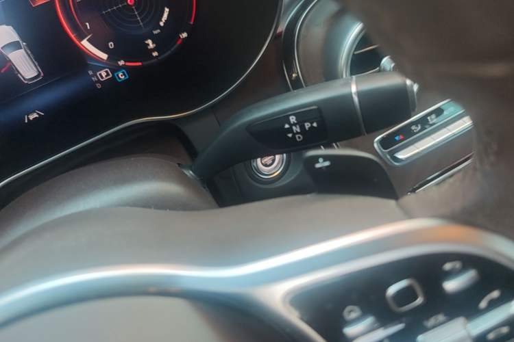 Used Mercedes-Benz GLC 2022 GLC 300 L 4MATIC Luxury Model Gear Lever