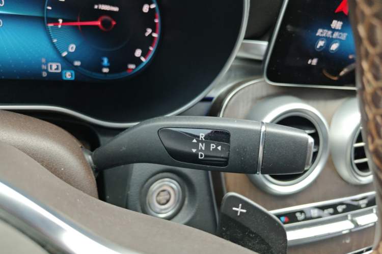 Used Mercedes-Benz GLC 2022 Refreshed GLC 300 L 4MATIC Dynamic Edition Prestige Version Gear Lever
