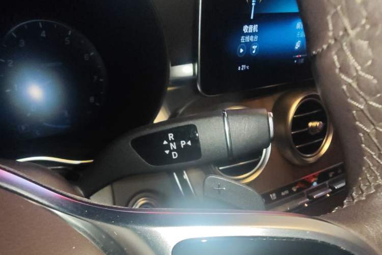 Used Mercedes-Benz GLC 2022 Refreshed GLC 300 L 4MATIC Dynamic Edition Prestige Version Gear Lever