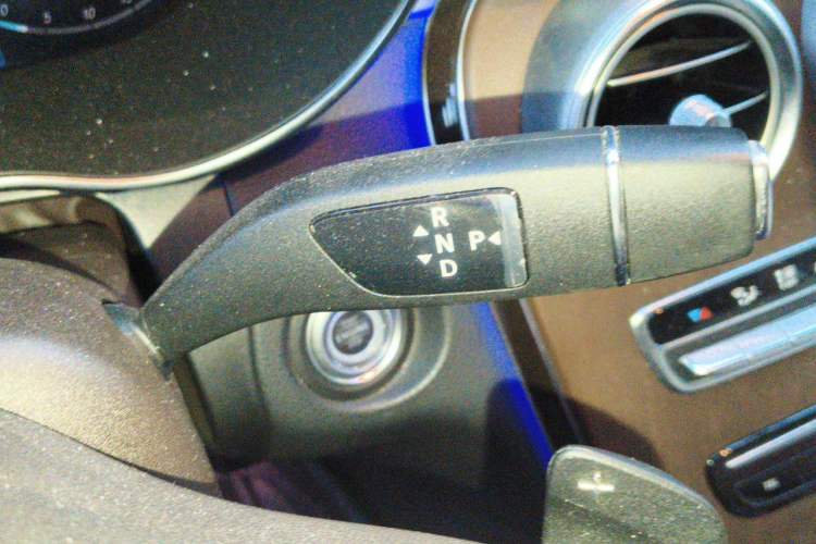 Used Mercedes-Benz GLC 2022 Refreshed GLC 300 L 4MATIC Dynamic Edition Prestige Version Gear Lever