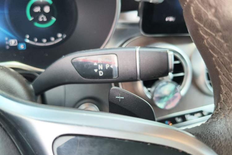 Used Mercedes-Benz GLC 2022 Refreshed GLC 300 L 4MATIC Dynamic Edition Prestige Version Gear Lever
