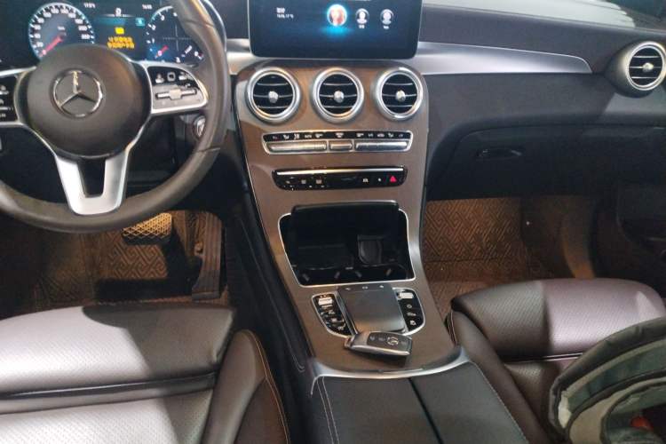 Used Mercedes-Benz GLC 2022 GLC 300 L 4MATIC Dynamic Edition Prestige Model Gear Lever