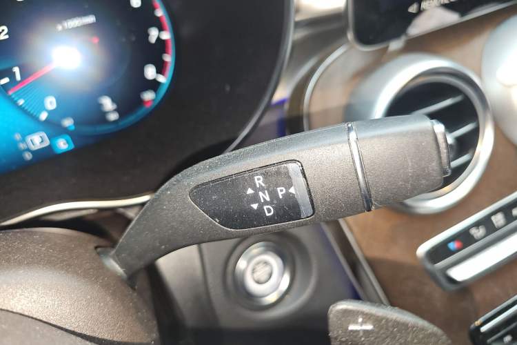 Used Mercedes-Benz GLC 2022 GLC 300 L 4MATIC Dynamic Edition Prestige Model Gear Lever