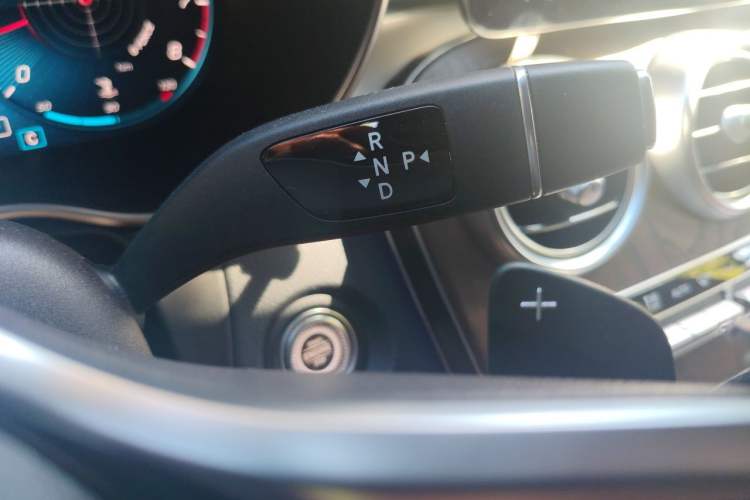 Used Mercedes-Benz GLC 2022 GLC 260 L 4MATIC Luxury Model Gear Lever