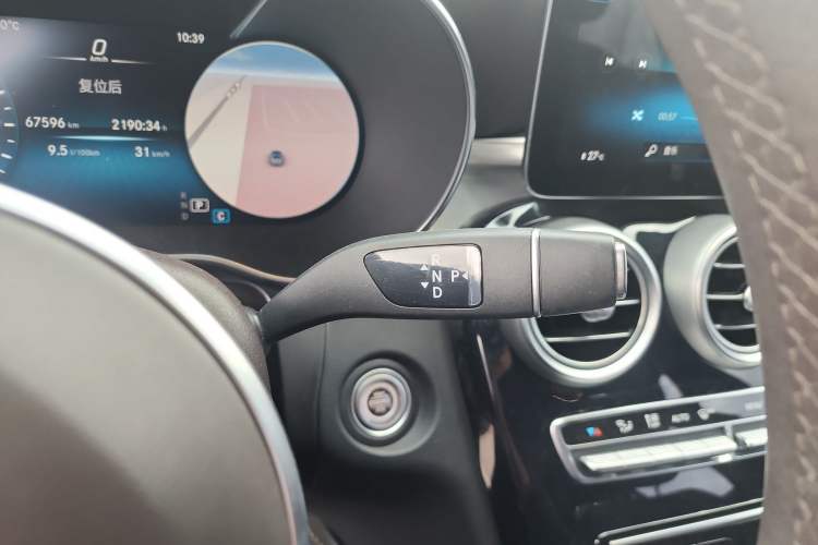 Used Mercedes-Benz GLC 2022 Facelifted GLC 260 L 4MATIC Dynamic Edition Gear Lever