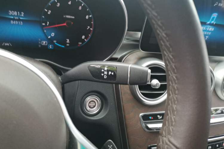 Used Mercedes-Benz GLC 2022 Refreshed GLC 300 L 4MATIC Dynamic Edition Prestige Version Gear Lever