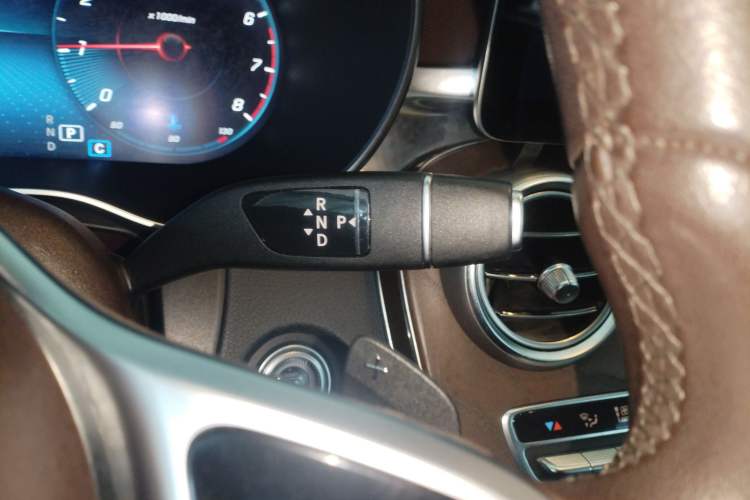 Used Mercedes-Benz GLC 2022 GLC 260 L 4MATIC Luxury Model Gear Lever