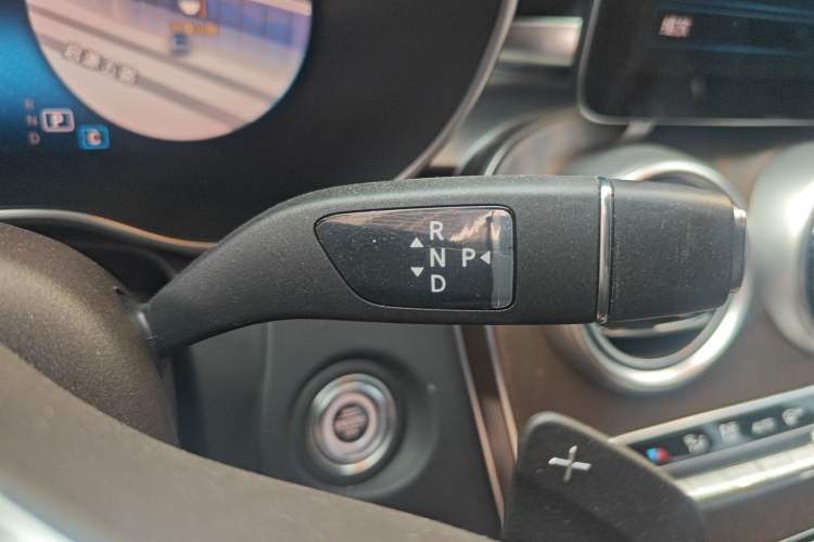 Used Mercedes-Benz GLC 2022 GLC 300 L 4MATIC Dynamic Model Gear Lever