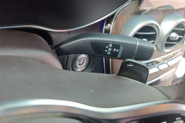 Used Mercedes-Benz GLC 2022 Refreshed GLC 300 L 4MATIC Dynamic Edition Prestige Version Gear Lever