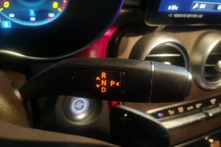 Used Mercedes-Benz GLC 2022 Refreshed GLC 300 L 4MATIC Dynamic Edition Prestige Version Gear Lever