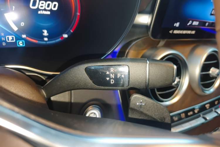 Used Mercedes-Benz GLC 2022 Refreshed GLC 300 L 4MATIC Dynamic Edition Prestige Version Gear Lever