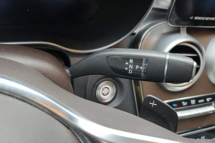Used Mercedes-Benz GLC 2022 Refreshed GLC 300 L 4MATIC Dynamic Edition Prestige Version Gear Lever