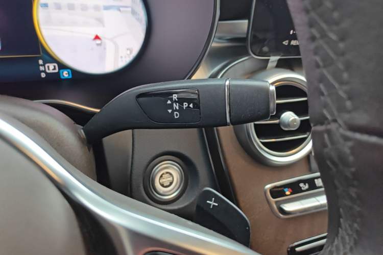 Used Mercedes-Benz GLC 2022 Refreshed GLC 300 L 4MATIC Dynamic Edition Prestige Version Gear Lever